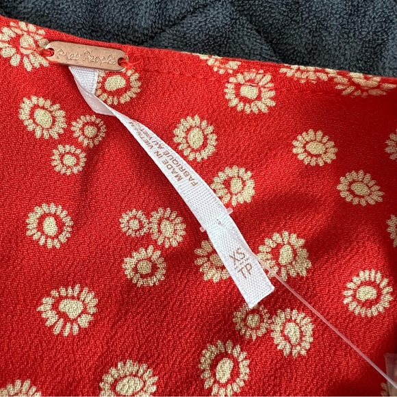 Free People Top Women’s XS Floral Lady Bohemian Crop Blouse Bell Sleeve - Picture 6 of 11